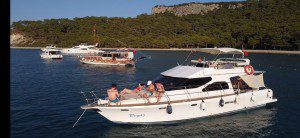 Ultra Lüks Vip Yat White